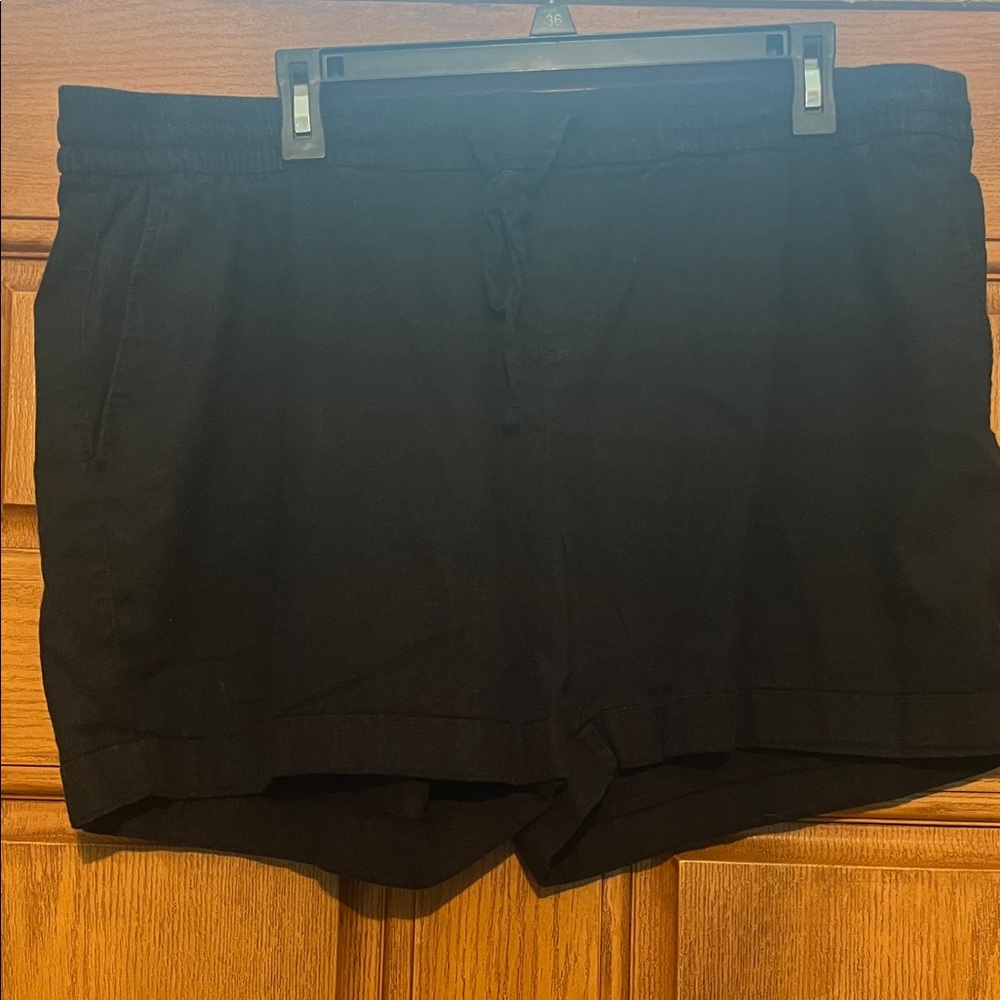 Old Navy Black Elastic Waist Casual Shorts